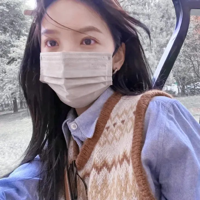 行走的鸡毛掸子
